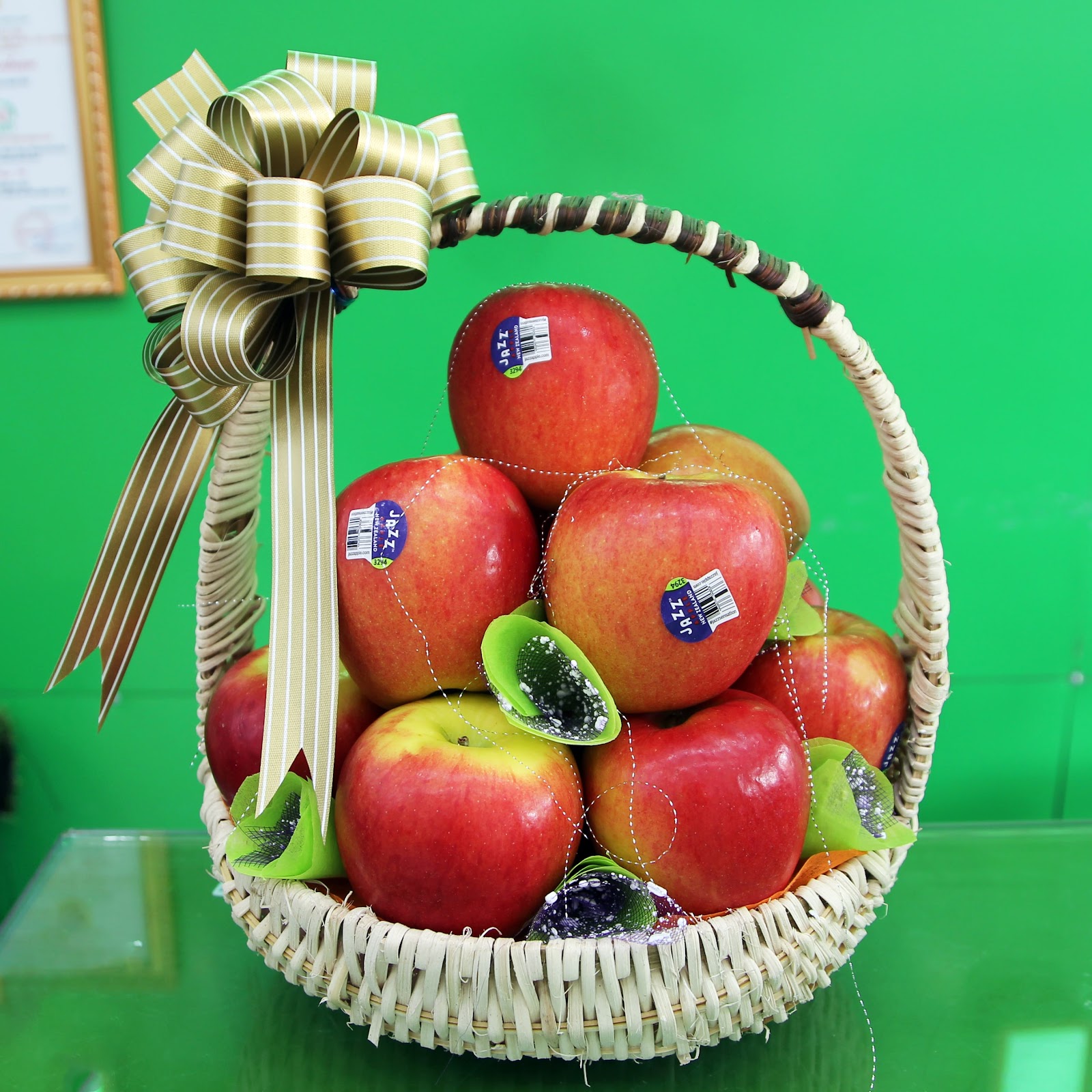 Giỏ quà trái cây tươi - Xu hướng quà tặng hiện đại